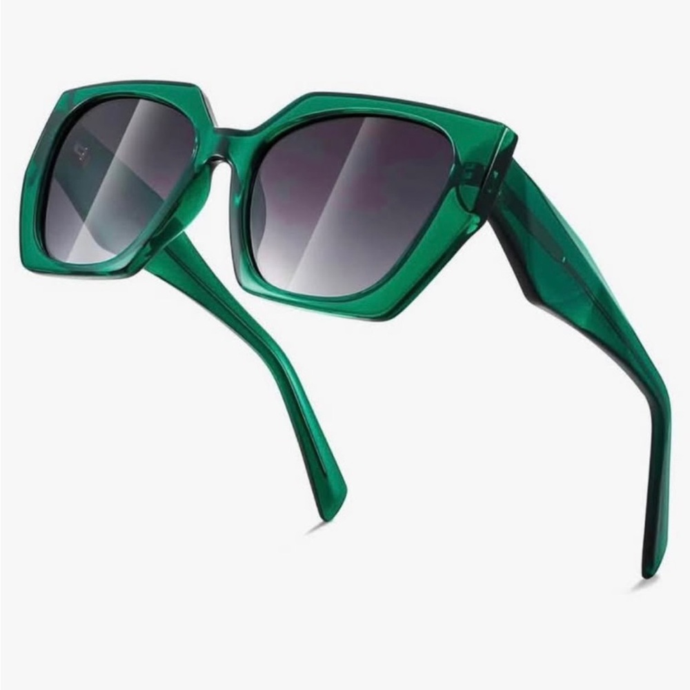 Oversized polarized green sunglasses